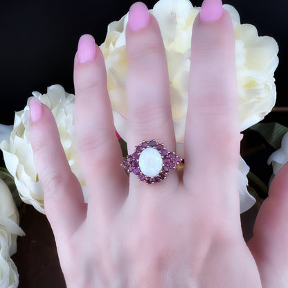 Anello vintage in oro giallo 9 ct con opale e rubini – Birmingham, 1989
