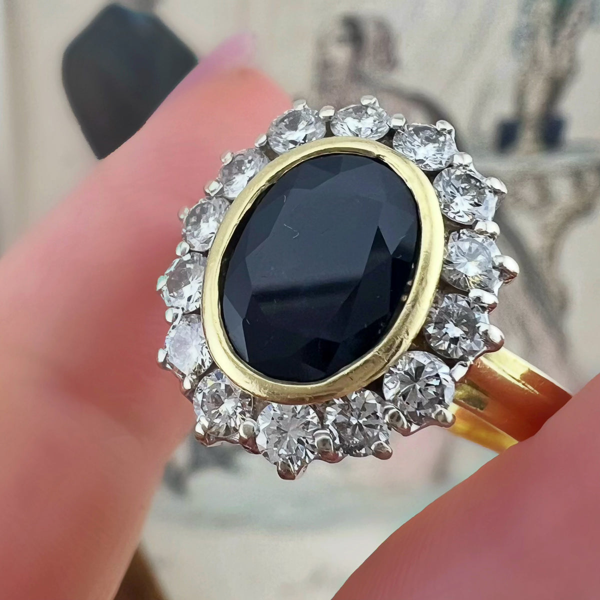 Anello Margherita con Zaffiro Naturale e Diamanti | Italia, anni ’50-’60