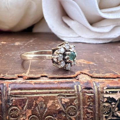 Anello Margherita in oro giallo con smeraldo e diamanti (Londra, 1979)