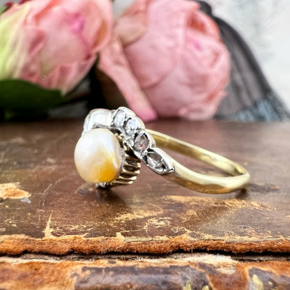 Anello Toi et Moi con perla naturale e diamante – Italia, circa 1900-1920