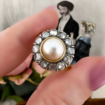 Anello antico in oro 18K con perla Mabè e diamanti a taglio rosa
