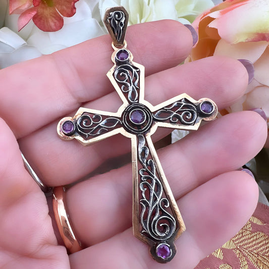 Croce in oro argento e rubini, Italia metà del 900