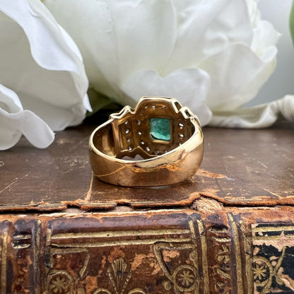 Anello ottagono smeraldo e diamanti oro 18 ct
