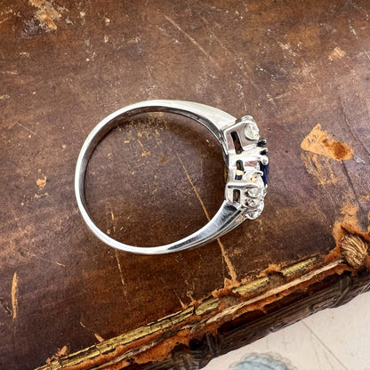 Anello con zaffiro romboidale Burma e diamanti Old Mine cut