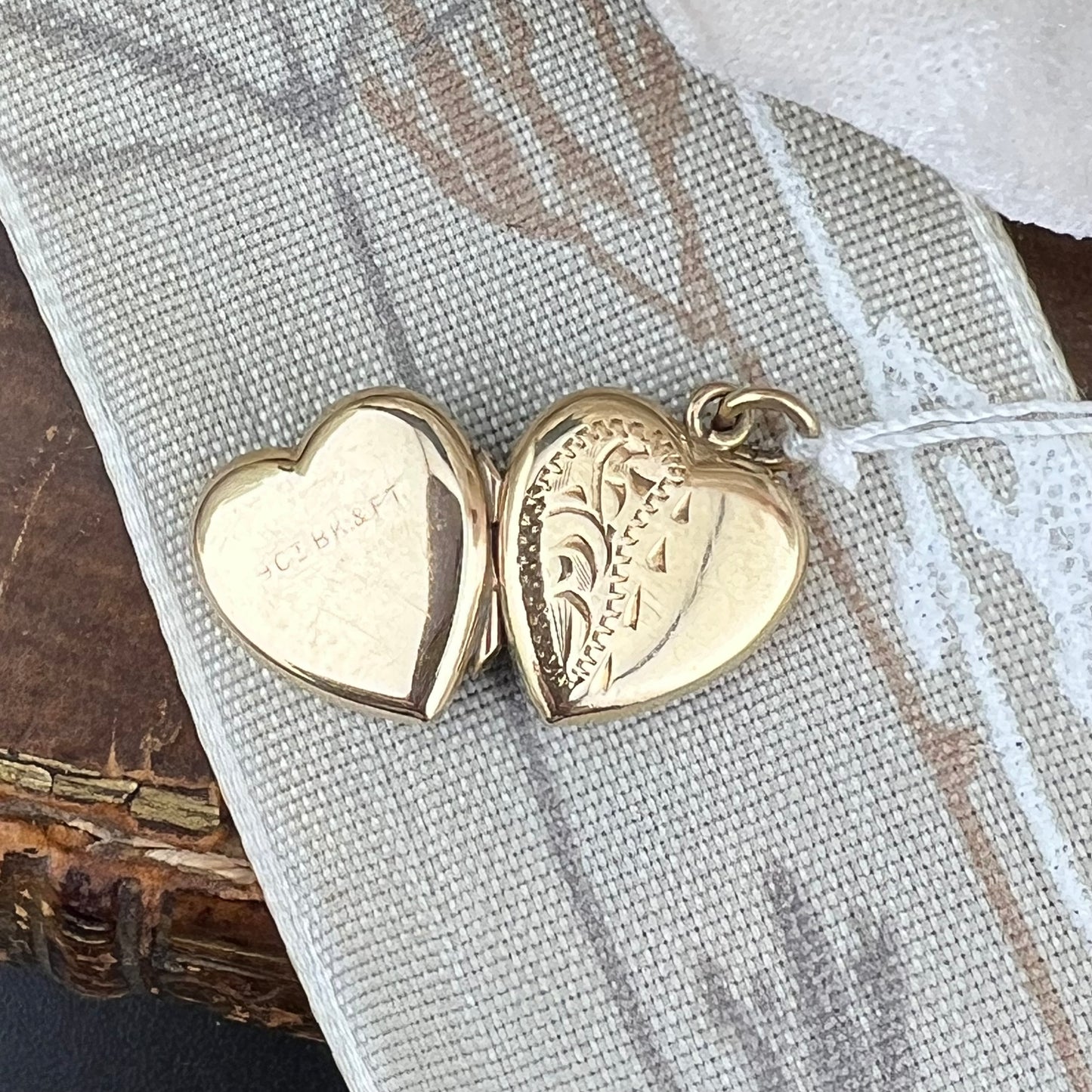 N. 08 - Locket porta foto in oro 9 ct primi ‘900