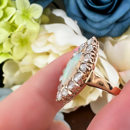 Anello Figaro oro 18k con Opale Australiano e Diamanti – Primi ‘900