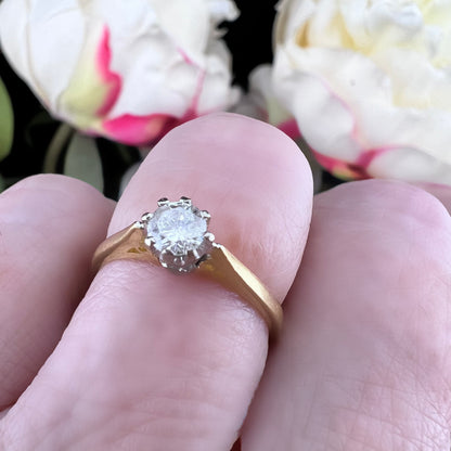 Anello Solitario Vintage in Oro Giallo 18 Carati con Diamante Naturale