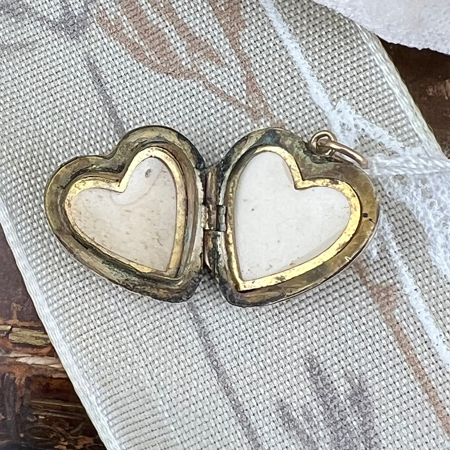 N. 10 - Locket porta foto in oro 9 ct back & front 1930
