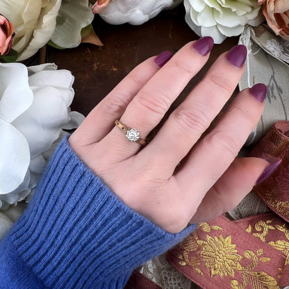 Solitario vintage con diamante da 0.15 in oro giallo 9k