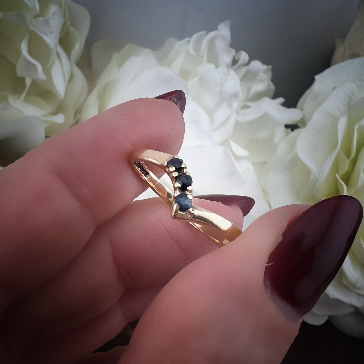 Wishbone ring in oro e zaffiri Birmingham 1984