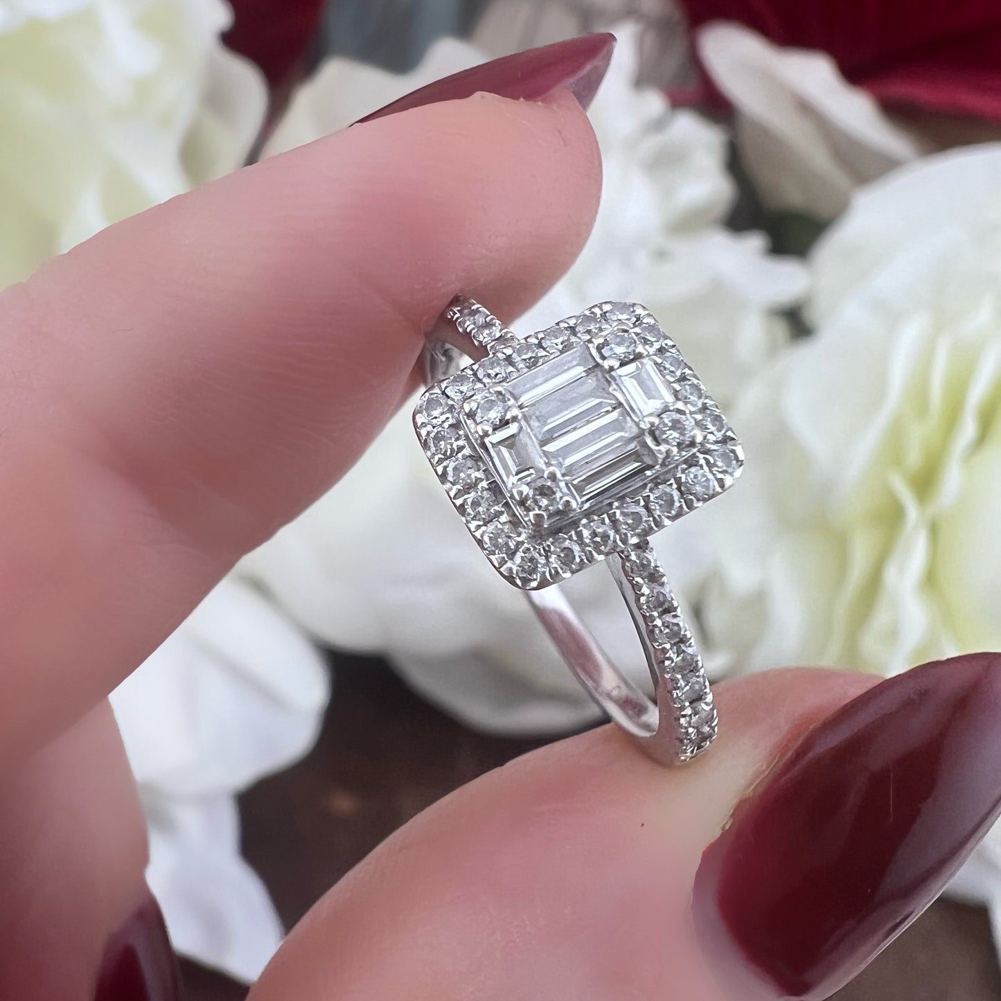 Anello pre loved oro bianco 18 ct e diamanti