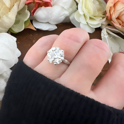 Anello solitario in oro 18k con diamante da 3.90 ct.