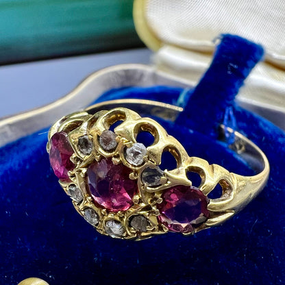 Anello vittoriano in oro 18 carati con rodolite e diamanti a rosetta