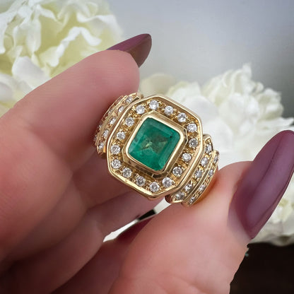 Anello ottagono smeraldo e diamanti oro 18 ct