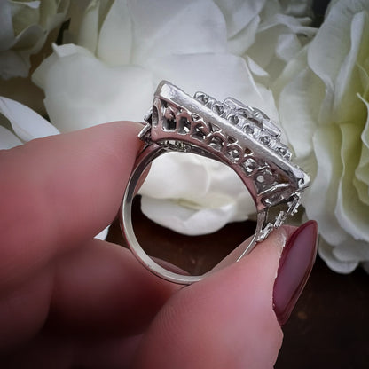 Anello importante Art Déco a gradini con diamanti old mine per circa 4 ct