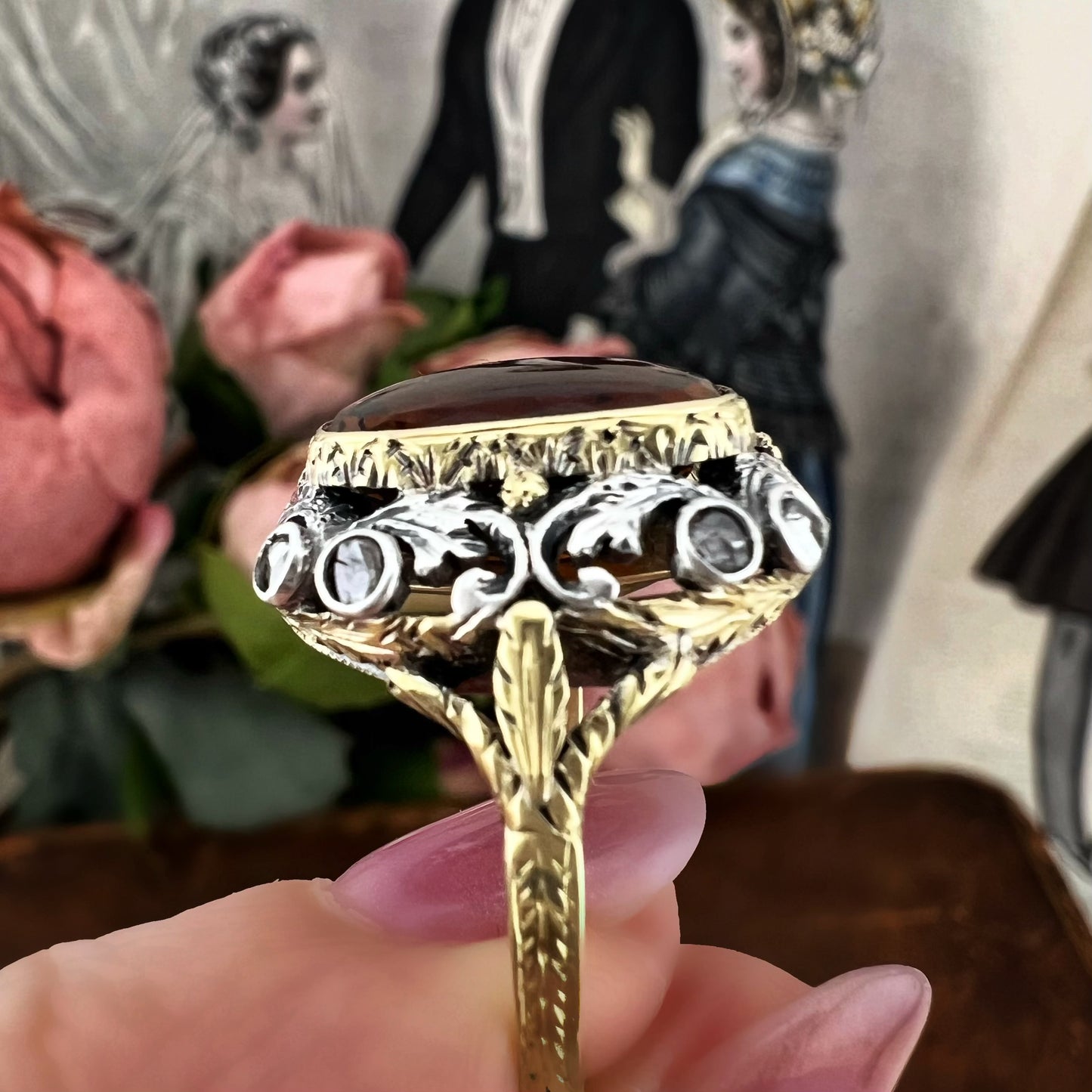 Importante anello in oro 18 carati e argento con citrino Madeira