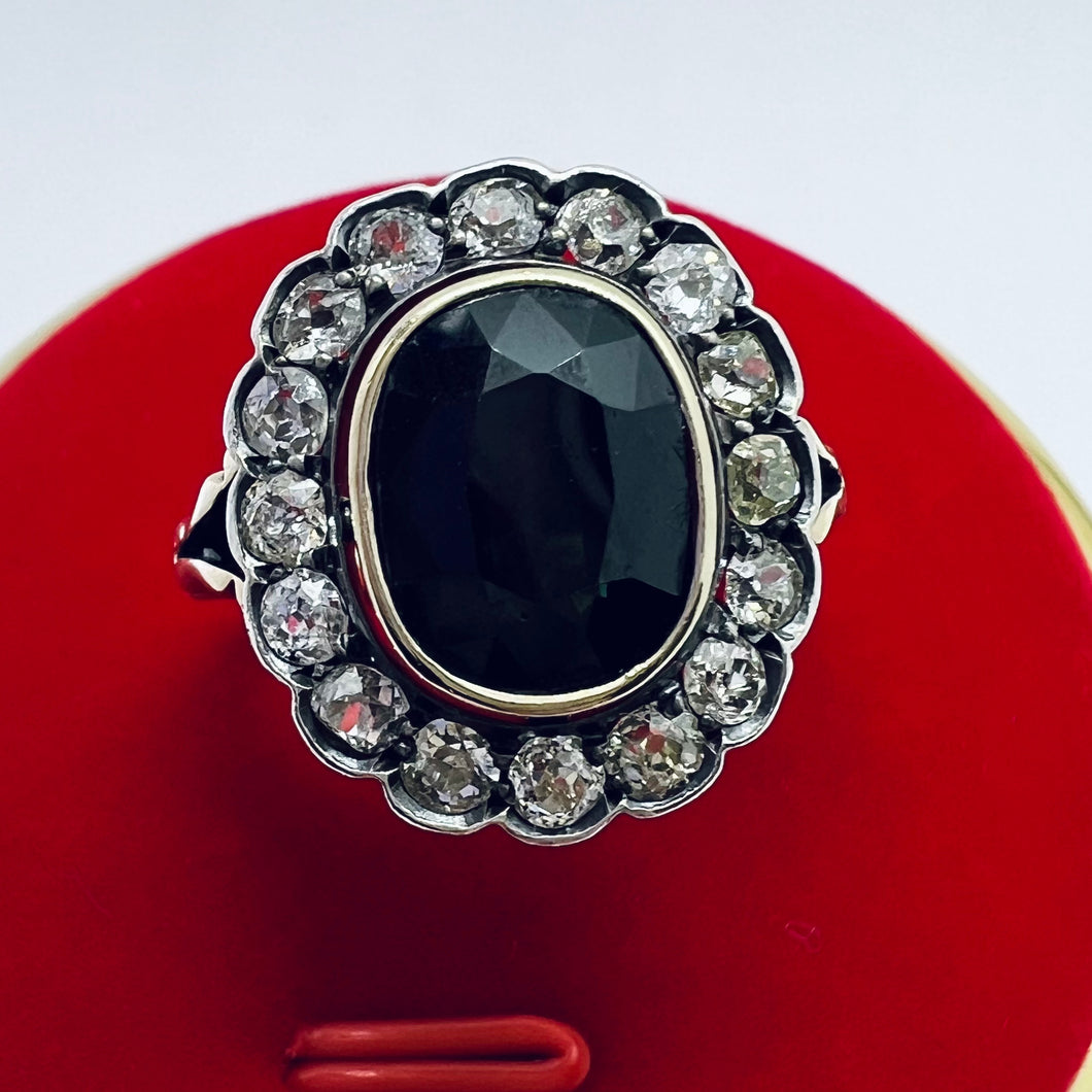 Anello antico primi ‘900 con zaffiro e diamanti old mine cut
