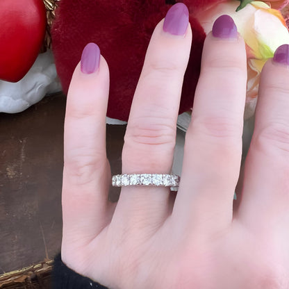 Anello Eternity vintage in oro bianco 18k con diamanti naturali – circa 2.40 ct - certificato