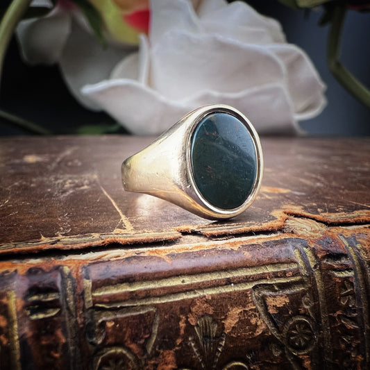 Anello Lady Chevalier Vittoriano con Diaspro Sanguigno – Birmingham, 1892