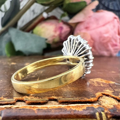 Anello Margherita con Zaffiro Naturale e Diamanti | Italia, anni ’50-’60