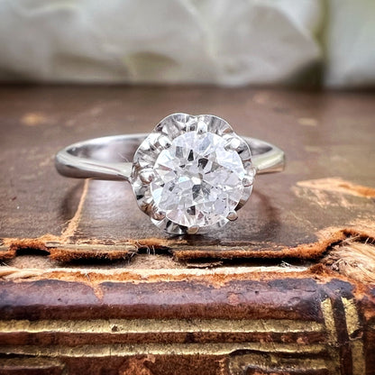 Solitario in oro bianco 18 ct con diamante Old Mine Cut da 0.60 ct