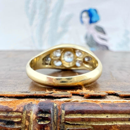 Anello con 7 diamanti old mine – Europa, fine Ottocento/primi Novecento