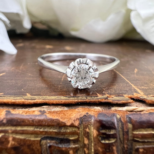 Anello Solitario in Oro Bianco 18K con Diamante Brillante 0.27 ct