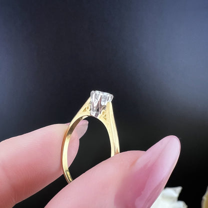 Anello Solitario Vintage in Oro Giallo 18 Carati con Diamante Naturale