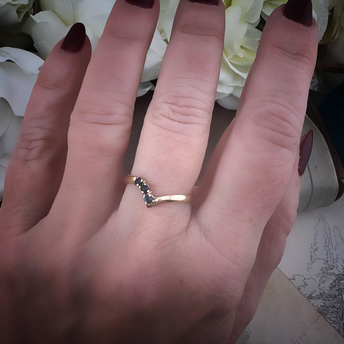 Wishbone ring in oro e zaffiri Birmingham 1984