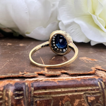 Anello con zaffiro birmano e diamanti - Art Déco