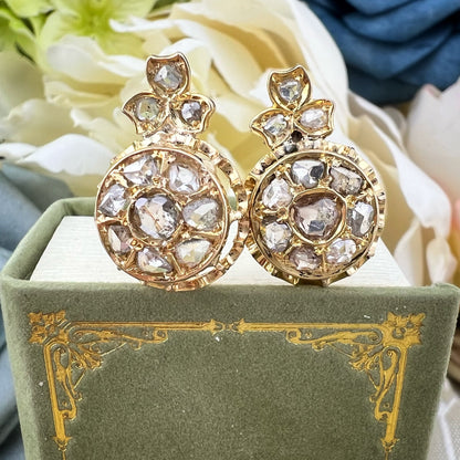 Orecchini antichi a margherita e trifogli i oro giallo 18k e diamanti taglio rosetta