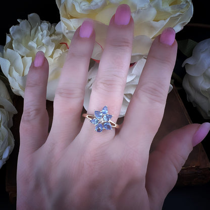 Anello vintage in oro giallo con topazi indaco e diamanti