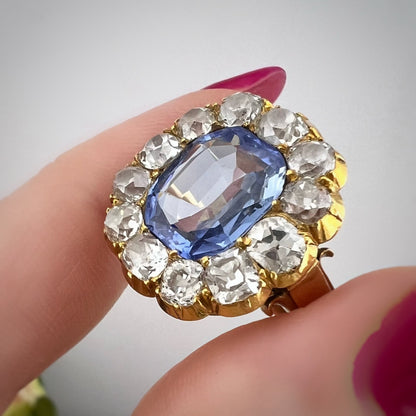 Anello fine ‘800 con zaffiro Ceylon 4.60 ct diamanti old mine 5 ct oro giallo 18k