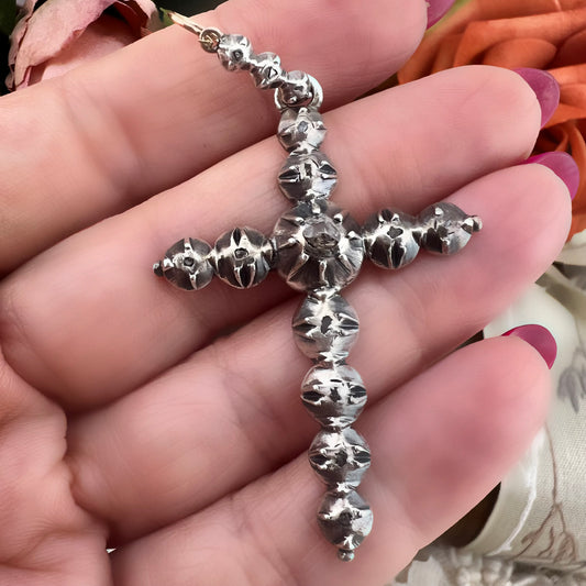 Croce Arlésienne in diamanti, argento e oro con gancio originale