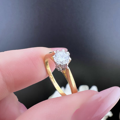Anello Solitario Vintage in Oro Giallo 18 Carati con Diamante Naturale