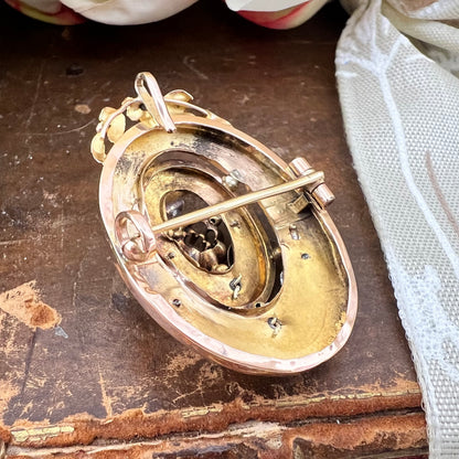 Pendente/spilla borbonico in oro giallo e rosa 18k con perlina centrale – Italia preunitaria, metà XIX secolo