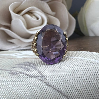 Anello Cocktail in oro e ametista Londra 1988