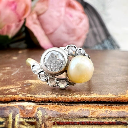 Anello Toi et Moi con perla naturale e diamante – Italia, circa 1900-1920