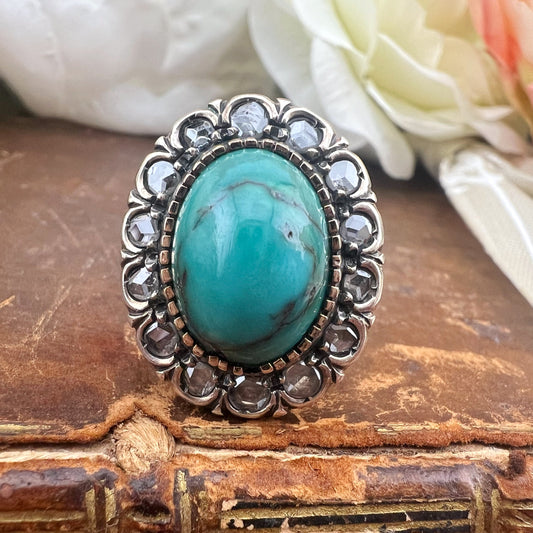 Anello grande margherita con turchese cabochon in oro 18k e diamanti a rosetta