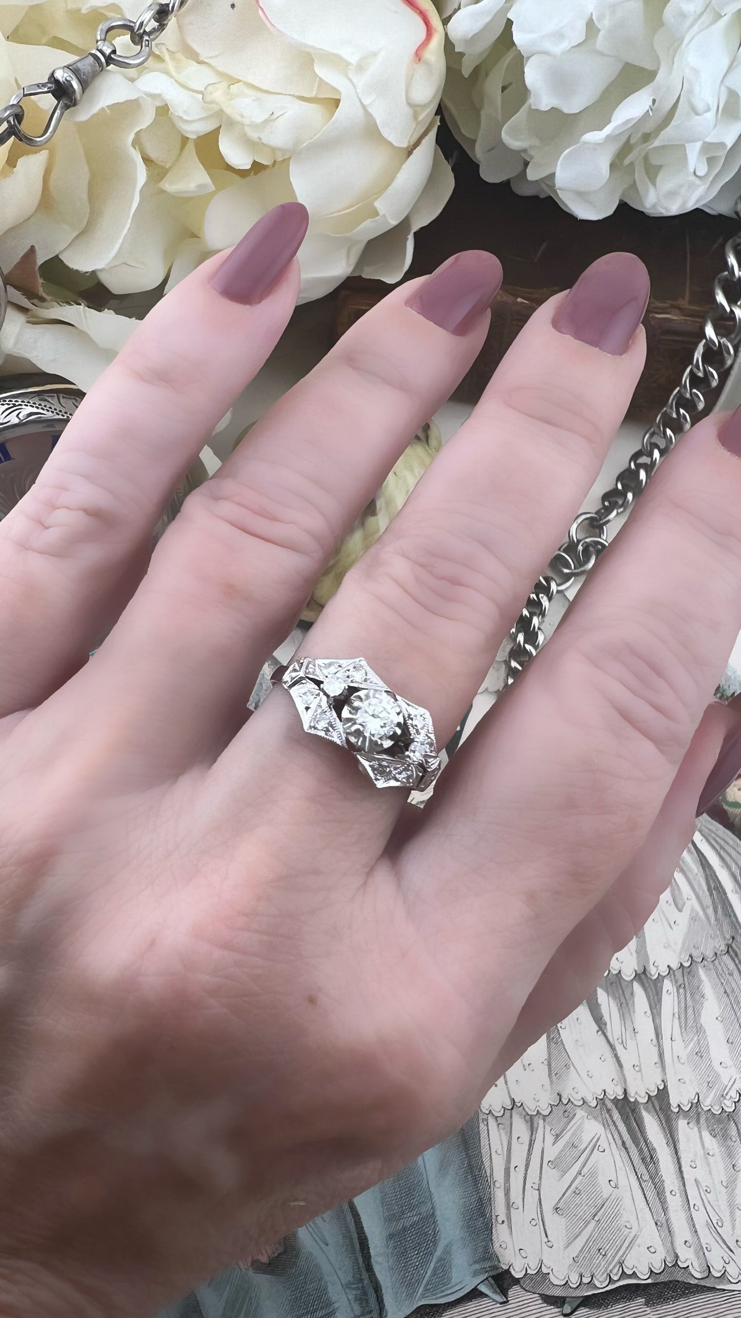 Anello Art Déco in Platino e Diamanti (ca. 1920)