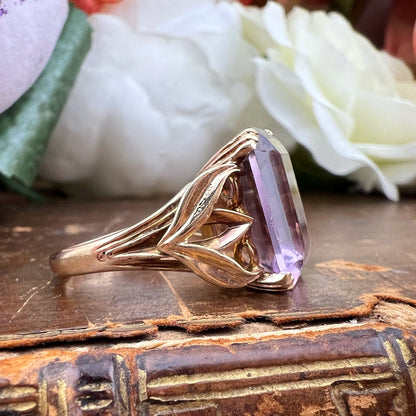 Anello cocktail in oro 9 k con grande ametista, Birmingham 1961