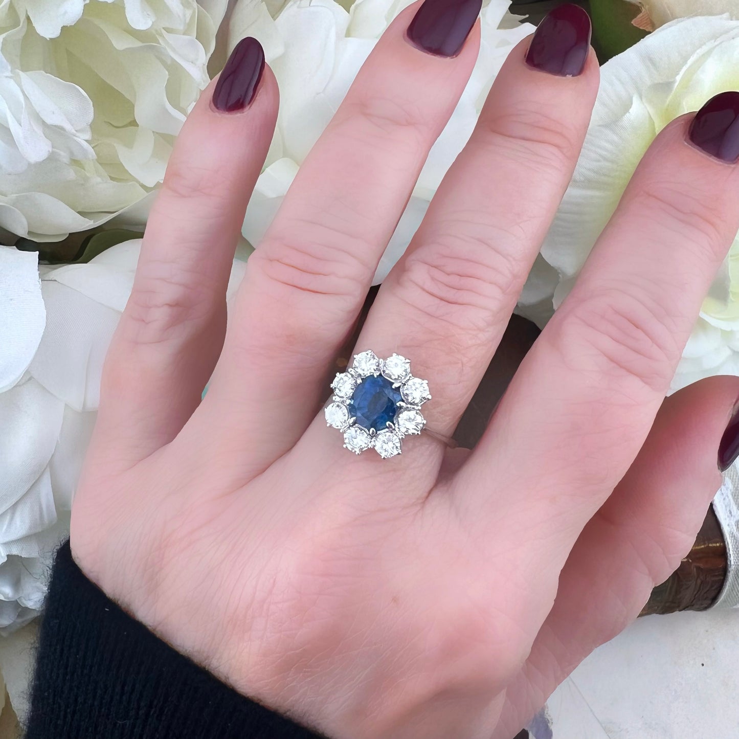 Anello margherita zaffiro Ceylon e diamanti VS - GH