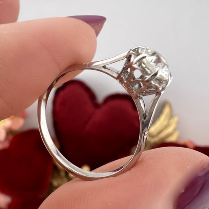 Anello solitario vintage in oro bianco 18k e diamante Old Mine 0.82 ct – Italia, anni 1930–40