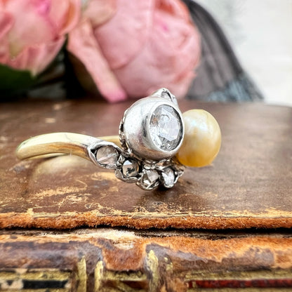 Anello Toi et Moi con perla naturale e diamante – Italia, circa 1900-1920