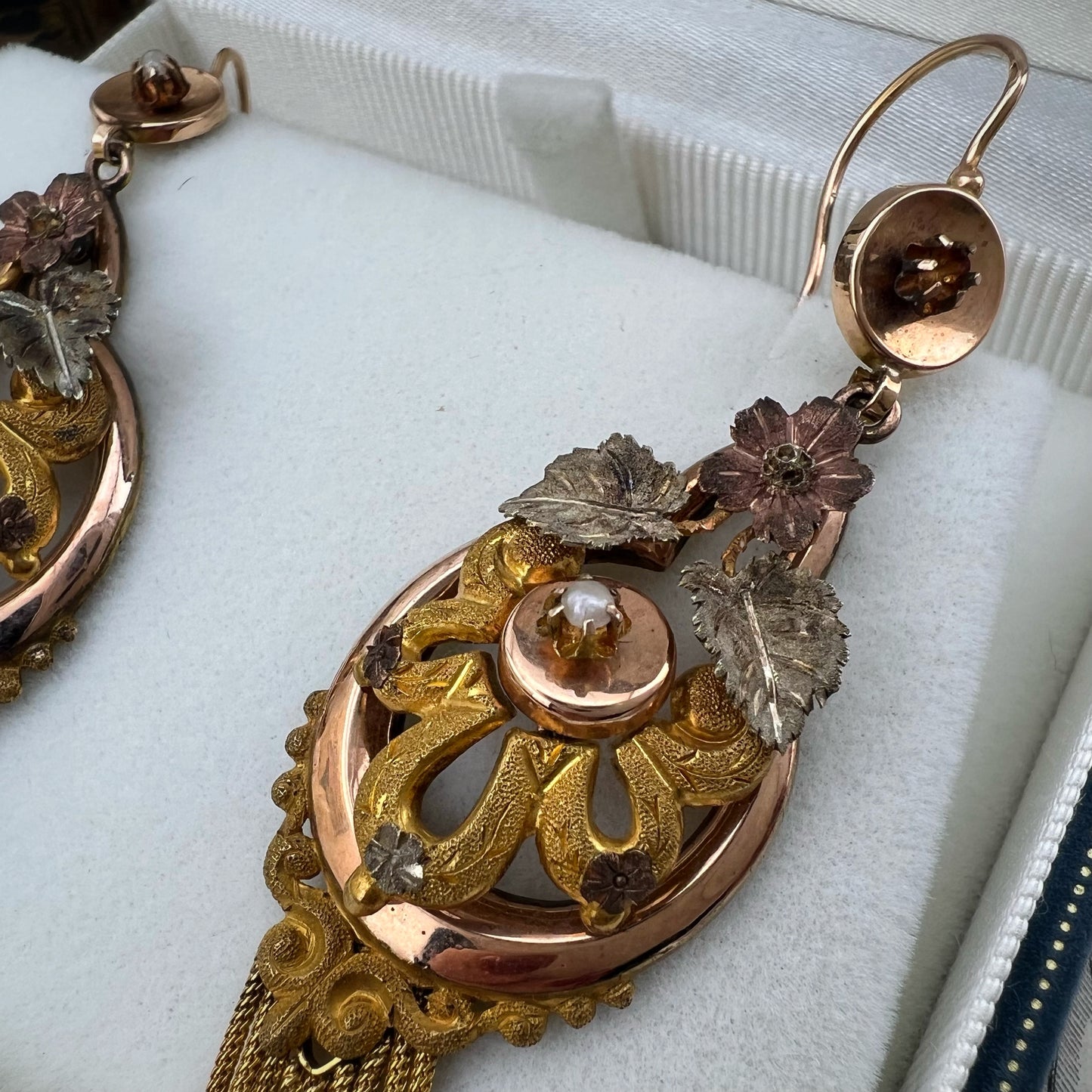 Orecchini Borbonici Tricolore con Perline e Frange — Regno delle Due Sicilie, metà ‘800