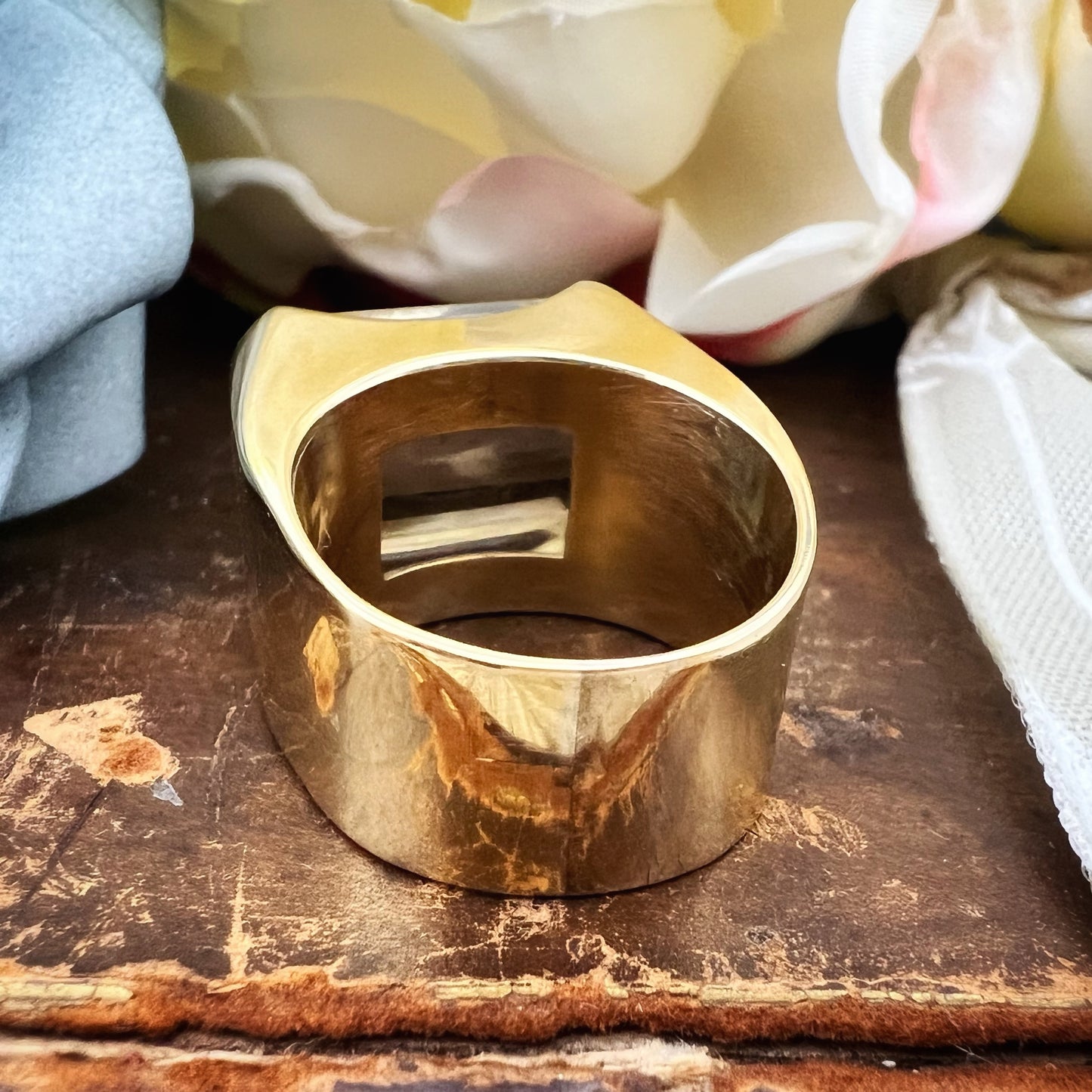 Anello Cocktail anni ’70 in oro 14k con grande citrino taglio smeraldo