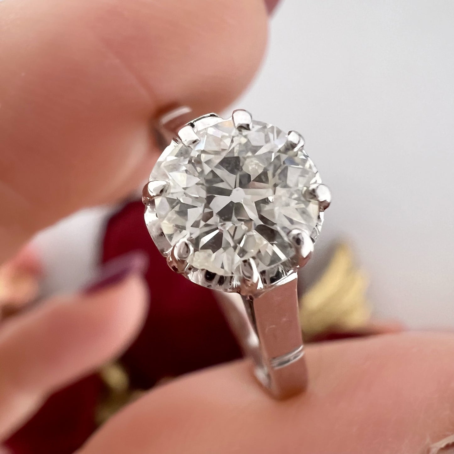 Anello solitario vintage in oro bianco 18k e diamante Old Mine 0.82 ct – Italia, anni 1930–40