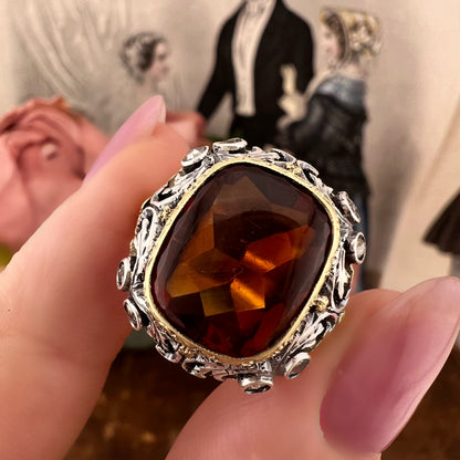 Importante anello in oro 18 carati e argento con citrino Madeira
