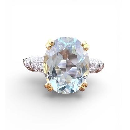 Anello con acquamarina da 3 ct e diamanti, oro 18k