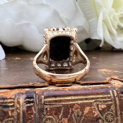 Parure ottocentesca veneziana con Moretti in materiale lapideo e diamanti a rosetta. Oro 18 ct